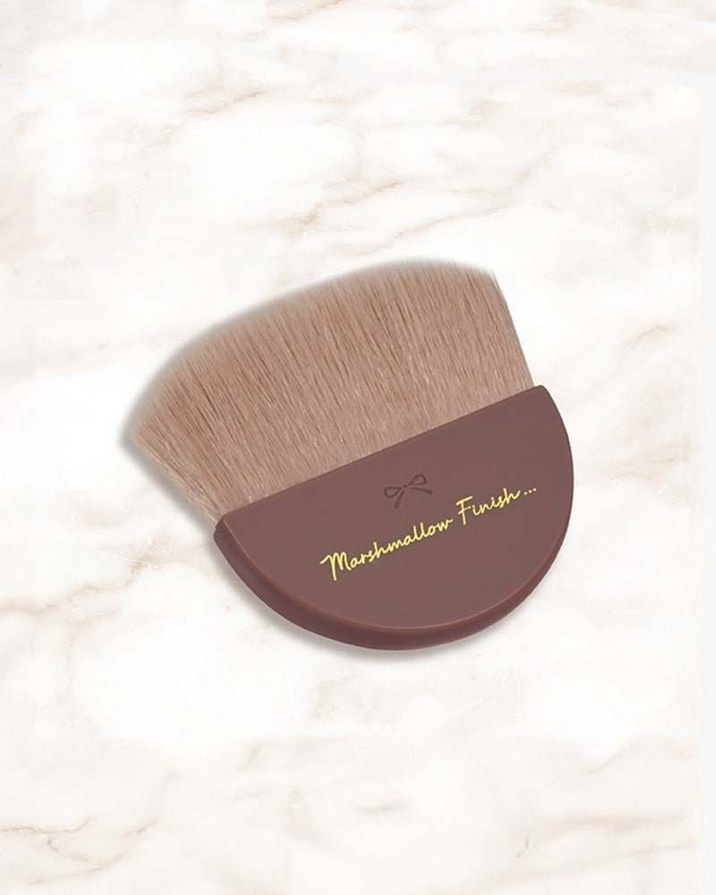 Pinceau poudre finition guimauve CANMAKE