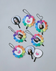 NewJeans x MURAKAMI FAN KEYRING