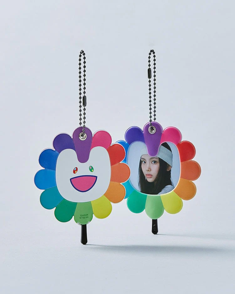 NewJeans x MURAKAMI FAN KEYRING