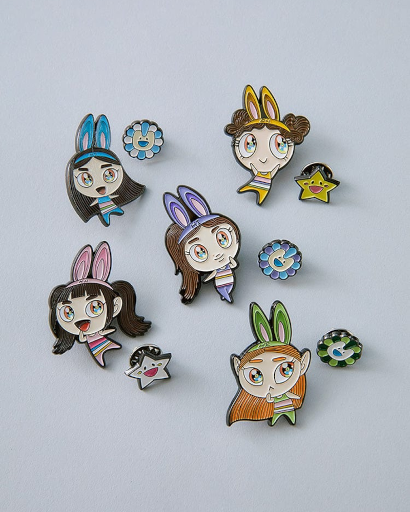 NewJeans x MURAKAMI METAL PIN BADGE