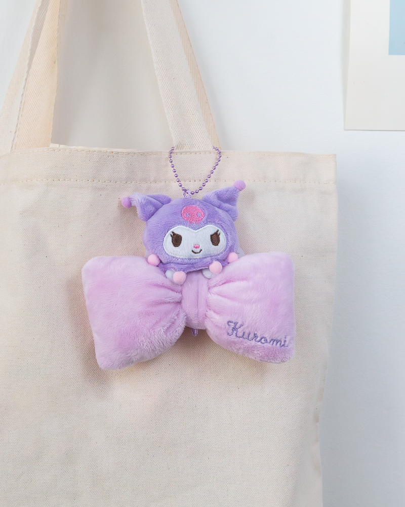 Porte-clés en peluche Sanrio® avec nœud papillon