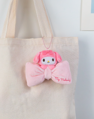 Porte-clés en peluche Sanrio® avec nœud papillon