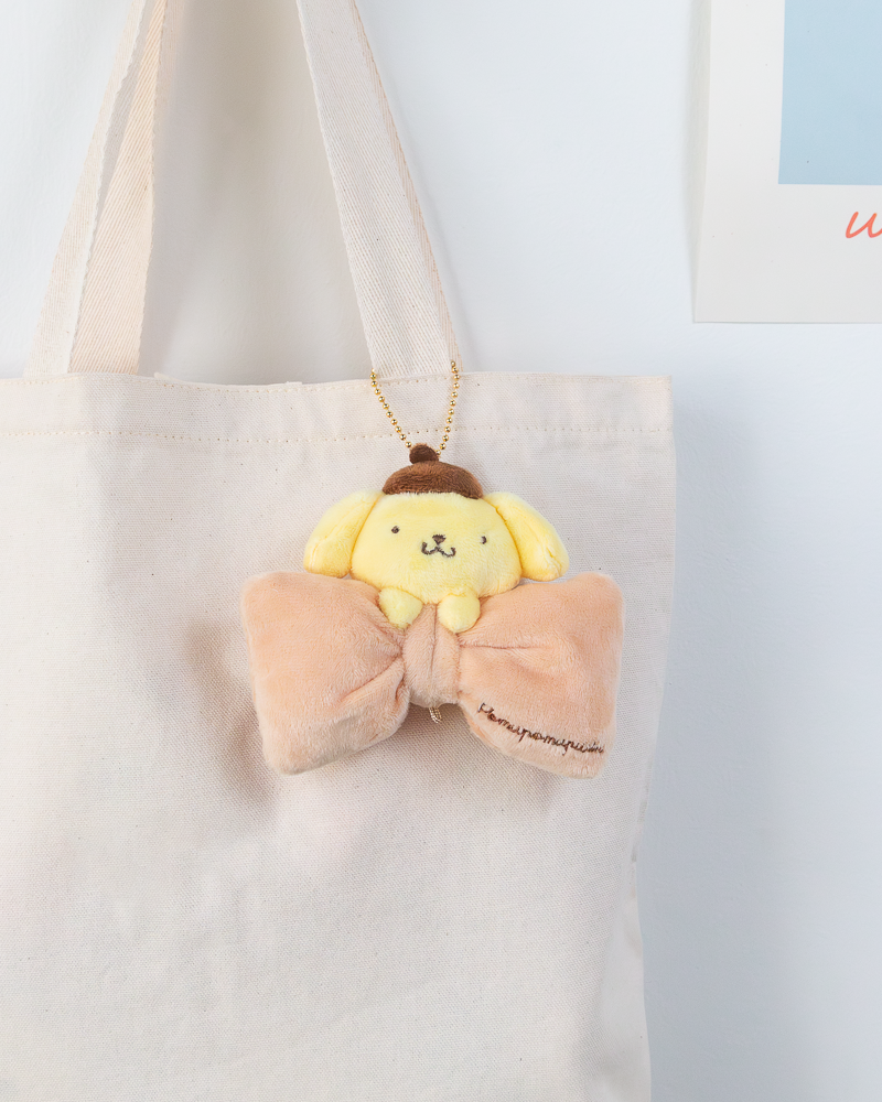 Porte-clés en peluche Sanrio® avec nœud papillon