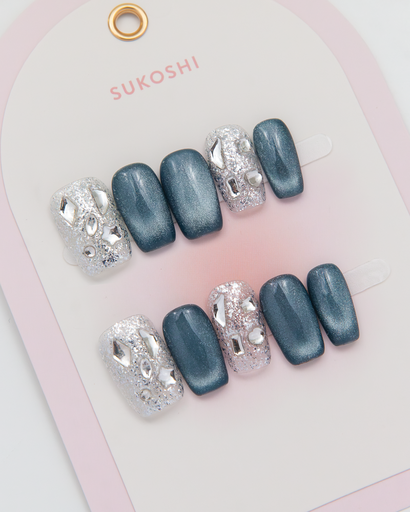 SUKOSHI Handmade Press-On Nails Cosmic Crush