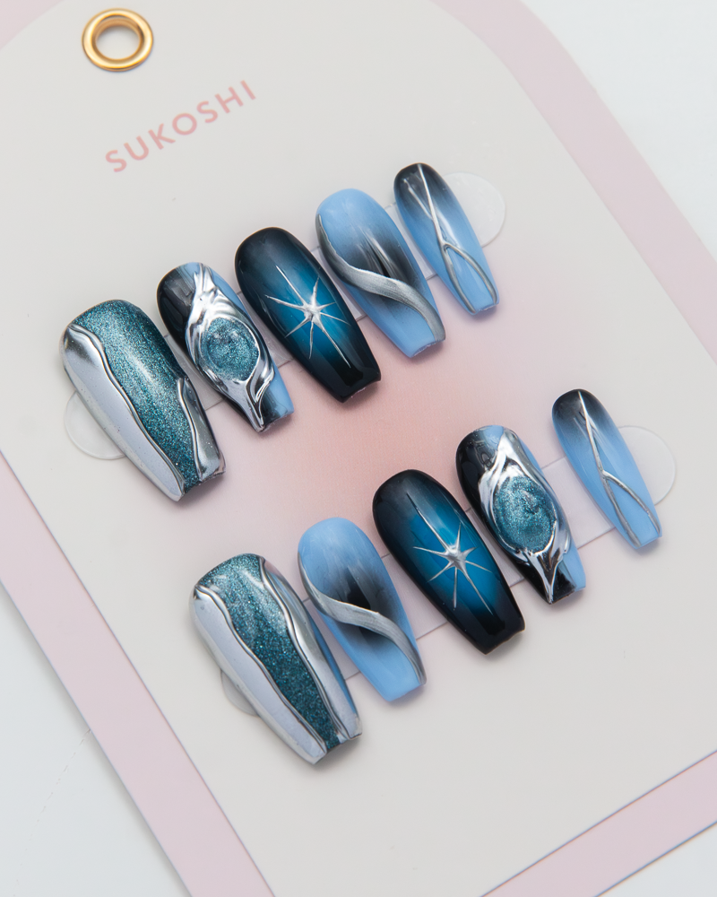 SUKOSHI Handmade Press-On Nails Intergalactic