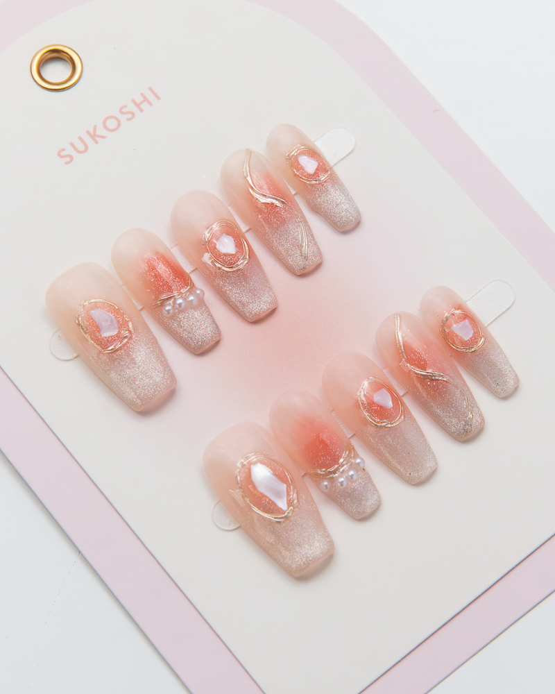SUKOSHI Handmade Press-On Nails Peach Shimmer