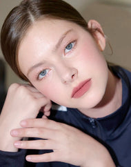 AOU Floofy Matte Balm