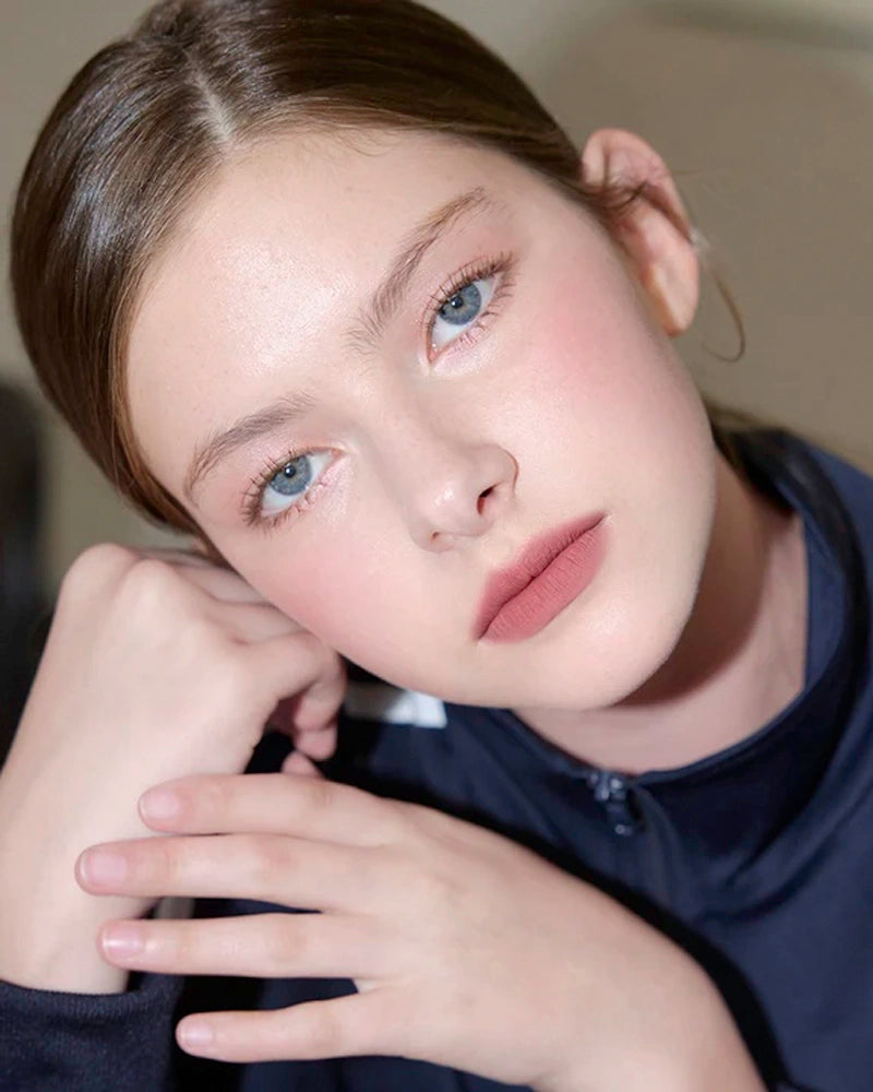 AOU Floofy Matte Balm