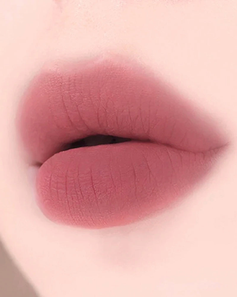 AOU Floofy Matte Balm