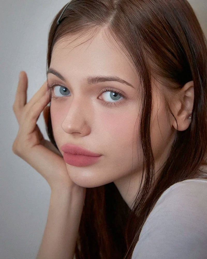 AOU Floofy Matte Balm