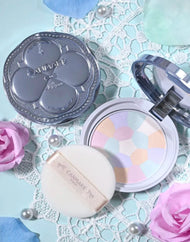 CANMAKE Illuminating Finish Powder