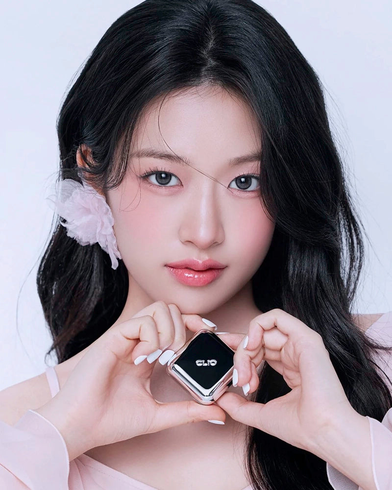 CLIO Essential Lip Cheek Tap
