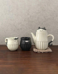 DECOLE Shinogi No Neko Tea Pot