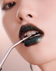 GIRLCULT Unreal Lip Gloss: Sci-Fi Mythology