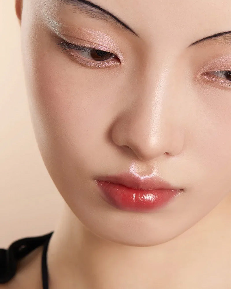 GIRLCULT Unreal Lip Gloss: Sci-Fi Mythology