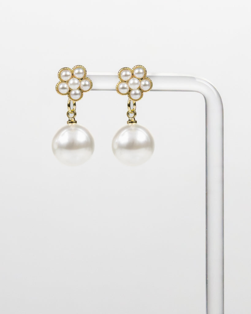 NYU NYU Honey Blossom Pearl Earrings