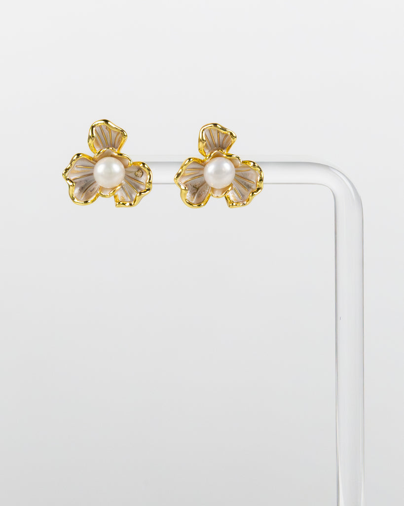 NYU NYU Petal Pearl Studs