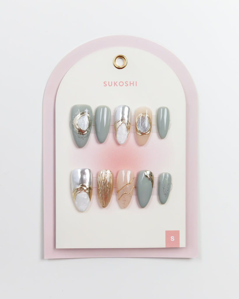 SUKOSHI Handmade Press-On Nails Jade Charm