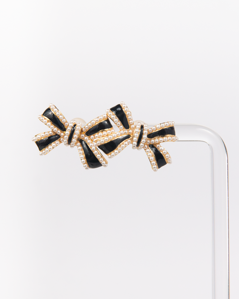 Boucles d'oreilles en perles noires NYU NYU