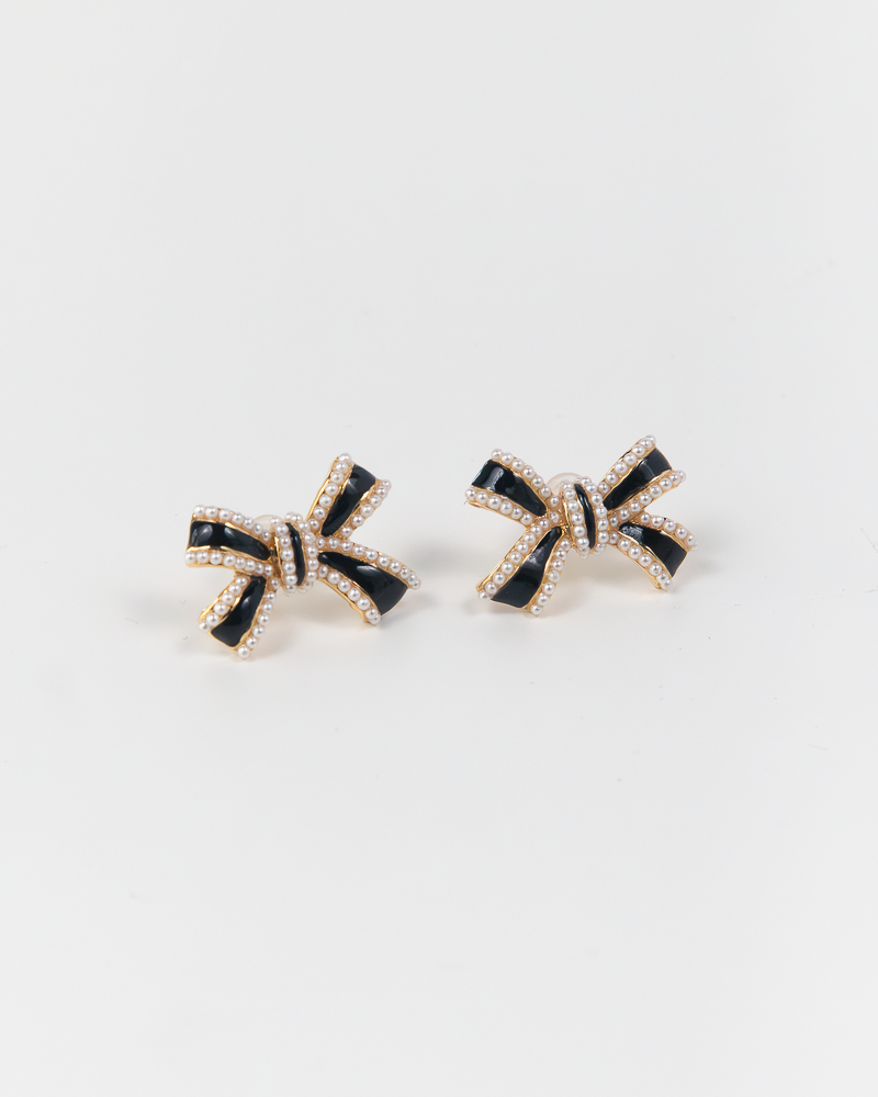 Boucles d'oreilles en perles noires NYU NYU