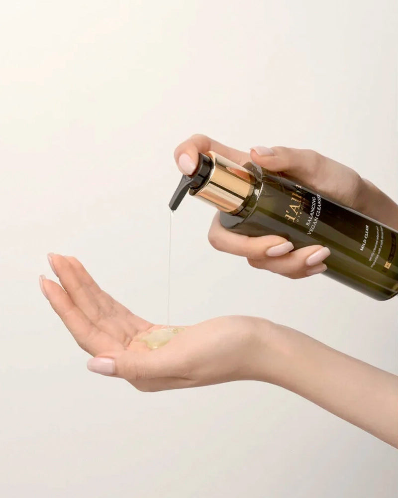 d'Alba Balancing Vegan Cleanser Mild Clean