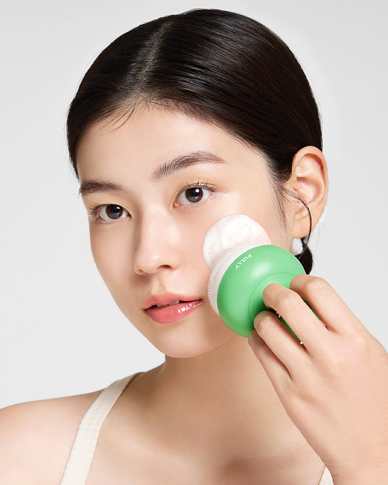 FULLY Pore Cleansing Brush