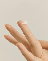 HEVEBLUE Black Yuja Bean Lifting Eye Cream