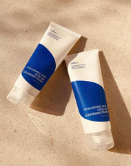 ISNTREE Hyaluronic Acid Low pH Cleansing Foam