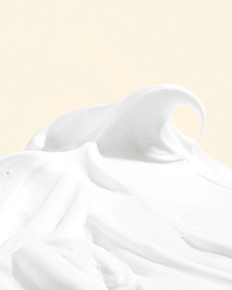 MARY & MAY White Collagen Cleansing Foam