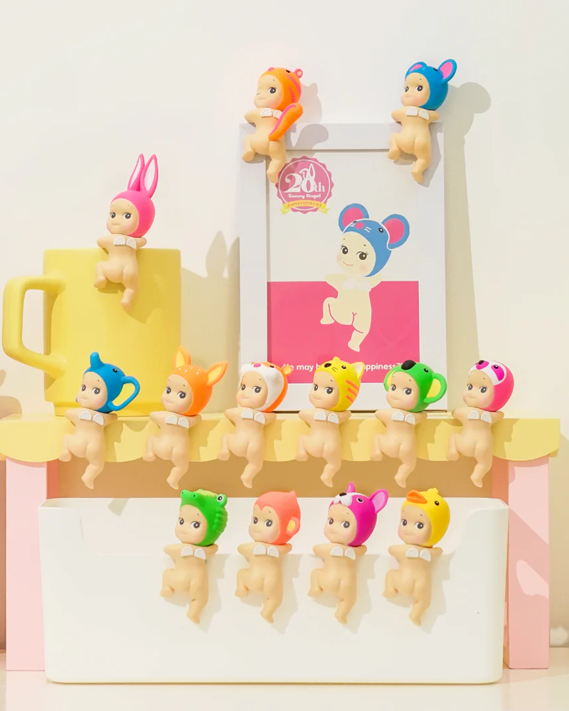 Mini figurine Sonny Angel® HIPPERS Série « Regard en arrière »