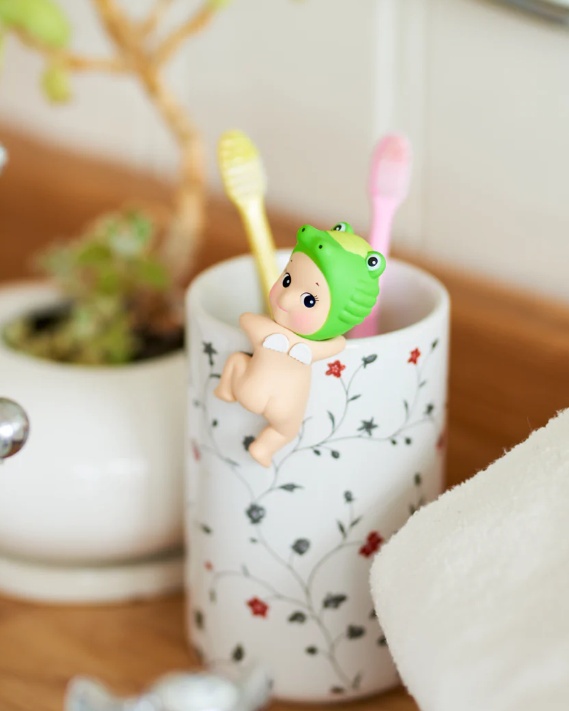 Mini figurine Sonny Angel® HIPPERS Série « Regard en arrière »