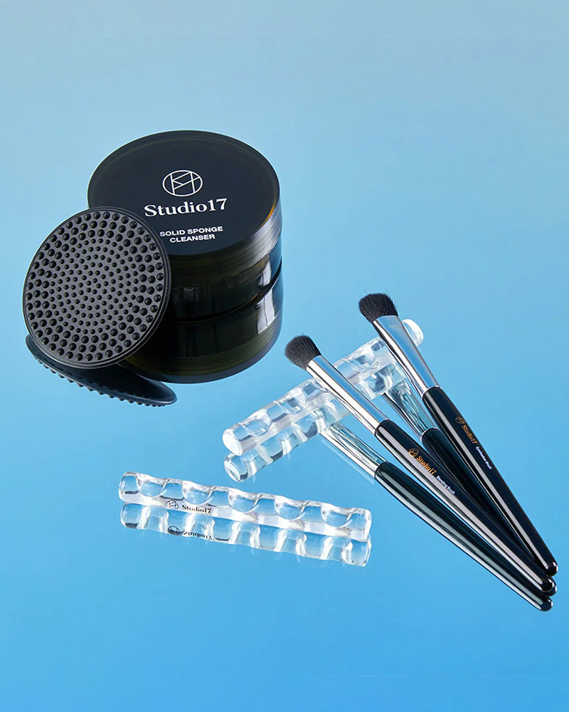Studio 17 Brush & Puff Cleanser