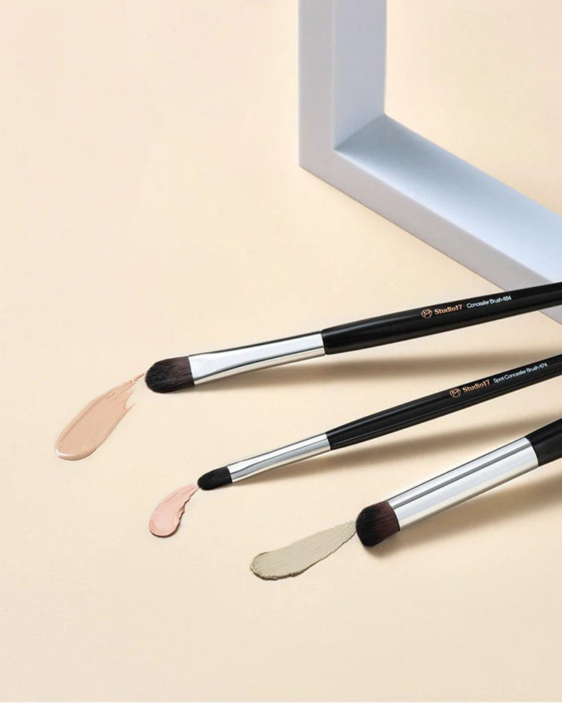 Studio 17 Corrector & Concealer Brush 482