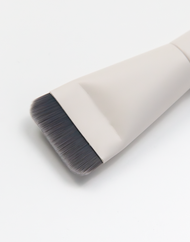 SUKOSHI Flat Foundation Brush