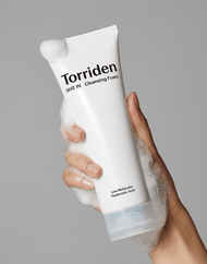 Torriden DIVE-IN Mousse nettoyante à l'acide hyaluronique de faible poids moléculaire