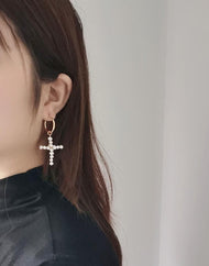 Créoles Midi Pearl Cross