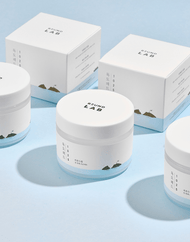 ROUND LAB 1025 Dokdo Pads container and packaging